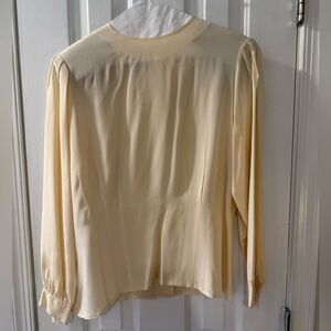 Vintage Elegant Cream/Pale Yellow Gold Silk Women's Blouse